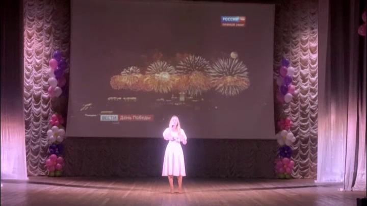 Лилиана Подвысоцкая исполнила песню «Родина»