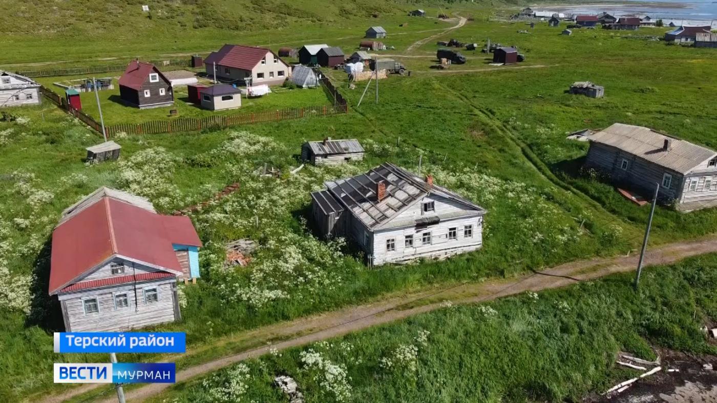 В гости в Тетрино – ученые и военнослужащие обследуют старинное поморское село