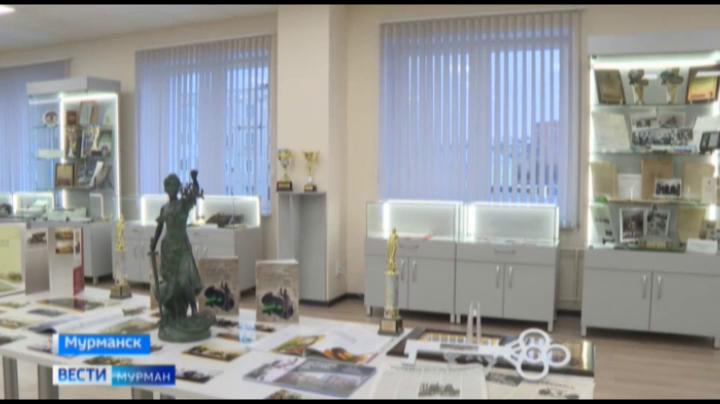 Мурманский областной суд отмечает вековой юбилей