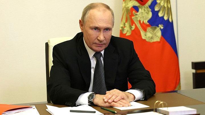 Началось послание президента РФ Федеральному Собранию