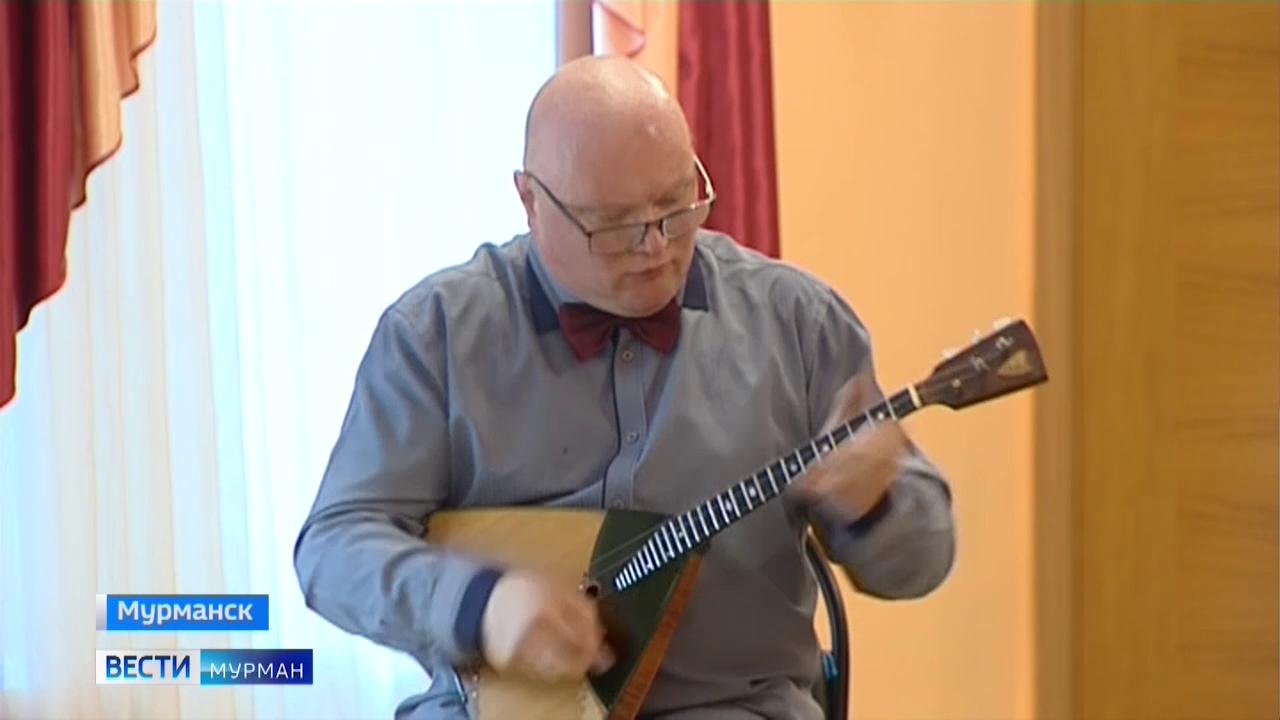 &quot;Лучшая балалайка мира&quot; Андрей Горбачев посетил Мурманск