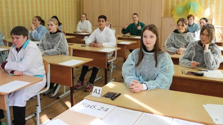 Мурманские выпускники 9-х классов сдали последние экзамены