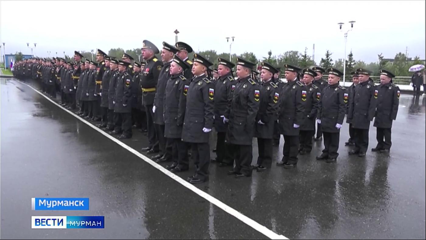 В мурманской "нахимовке" 80 первокурсников отметили День знаний