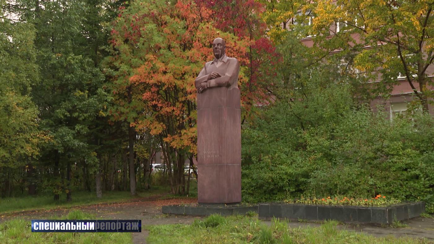 &quot;Я живу на Севере!&quot;: прогуляемся по одному из крупнейших городов Мурманской области