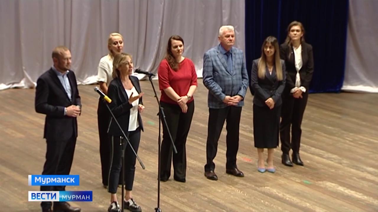 В мурманской "Лапландии" посвятили в студенты первокурсников индустриального колледжа