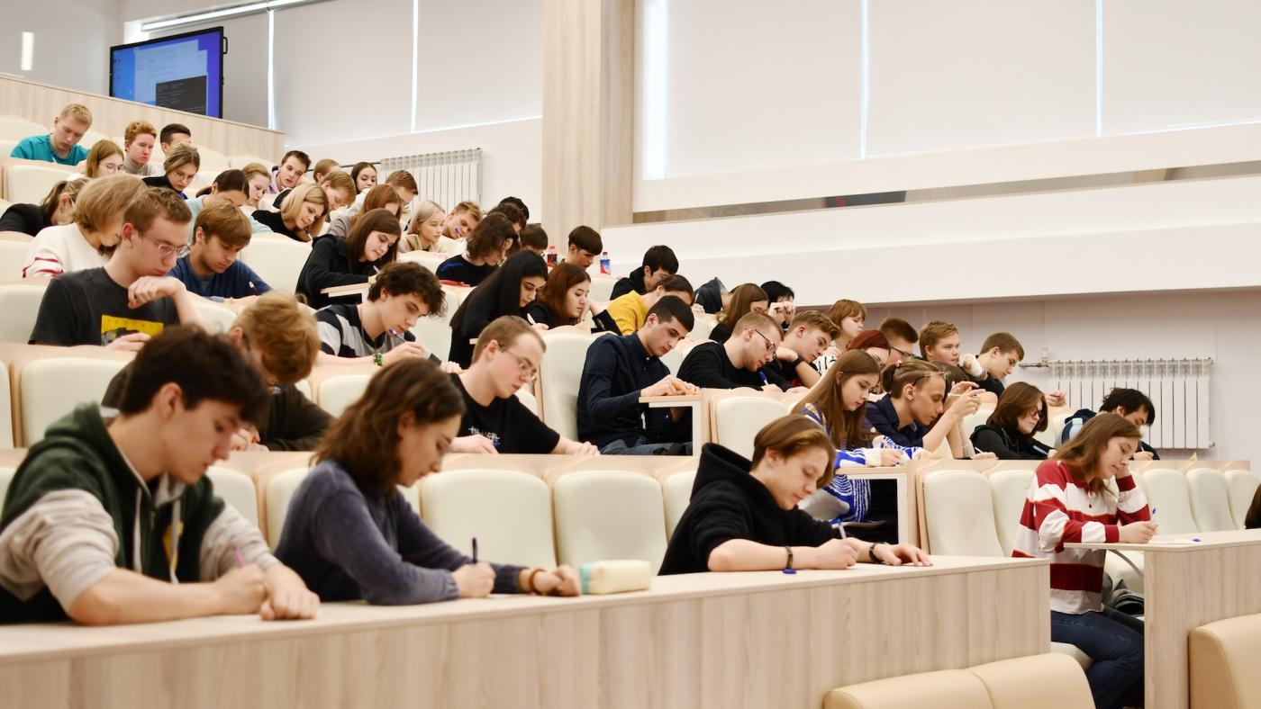 Всероссийский диктант по английскому языку прошел в Мурманском арктическом университете