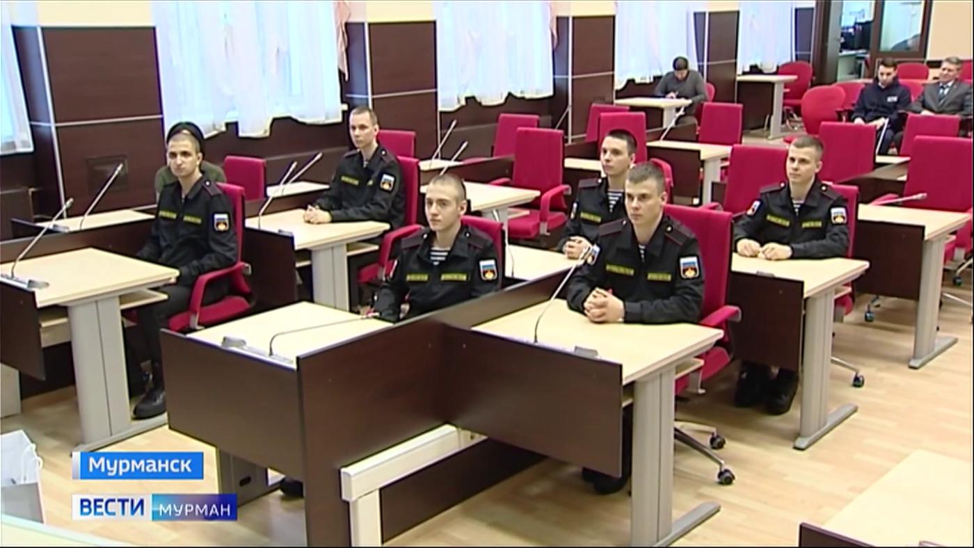 Девять призывников отправились на службу в 61-ю Киркинесскую Краснознаменную бригаду морской пехоты
