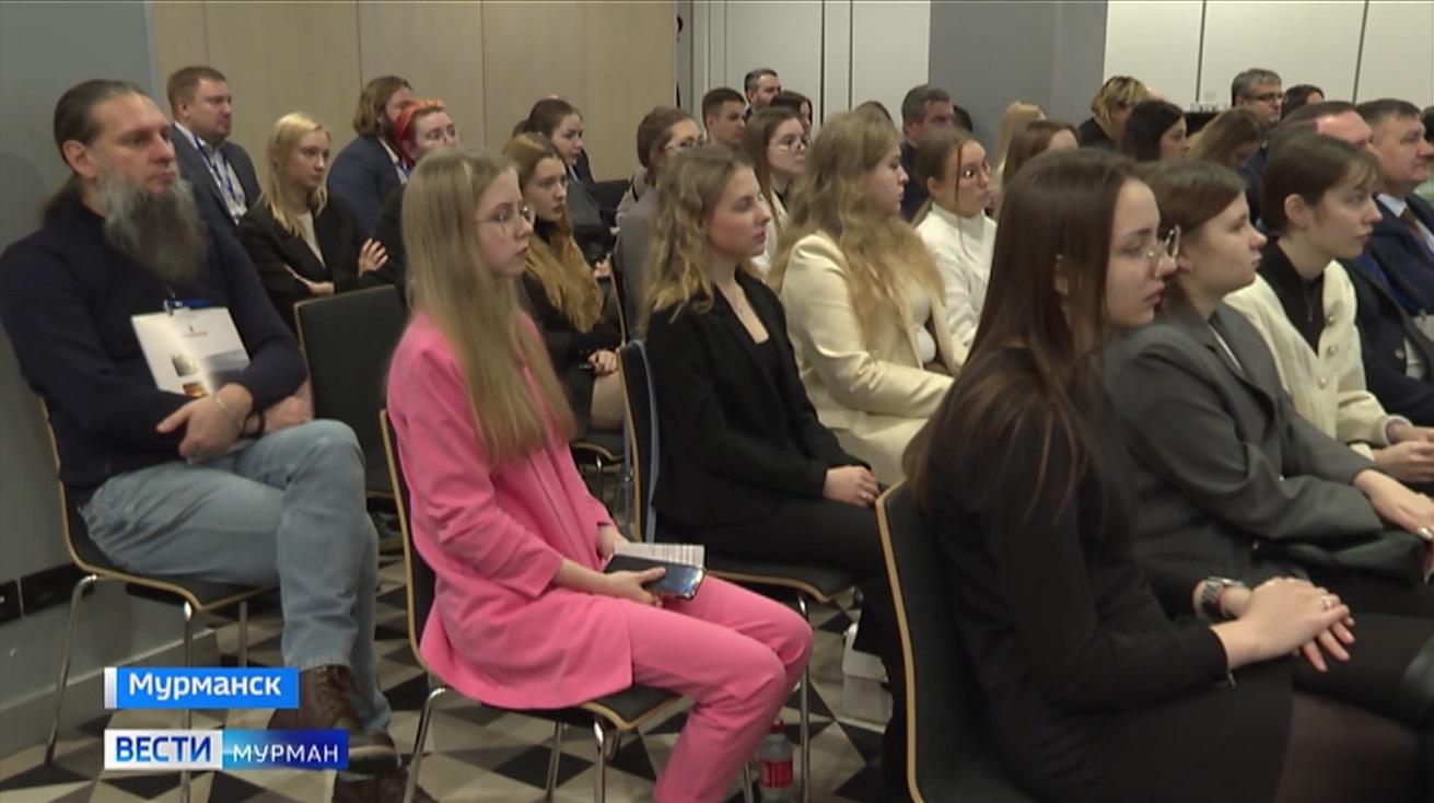 Эксперты и предприниматели в Мурманске обсудили возможности развития нефтегазовой отрасли в России