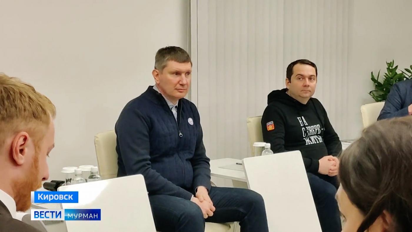 Глава Минэкономразвития встретился с представителями заполярной туриндустрии в Кировске
