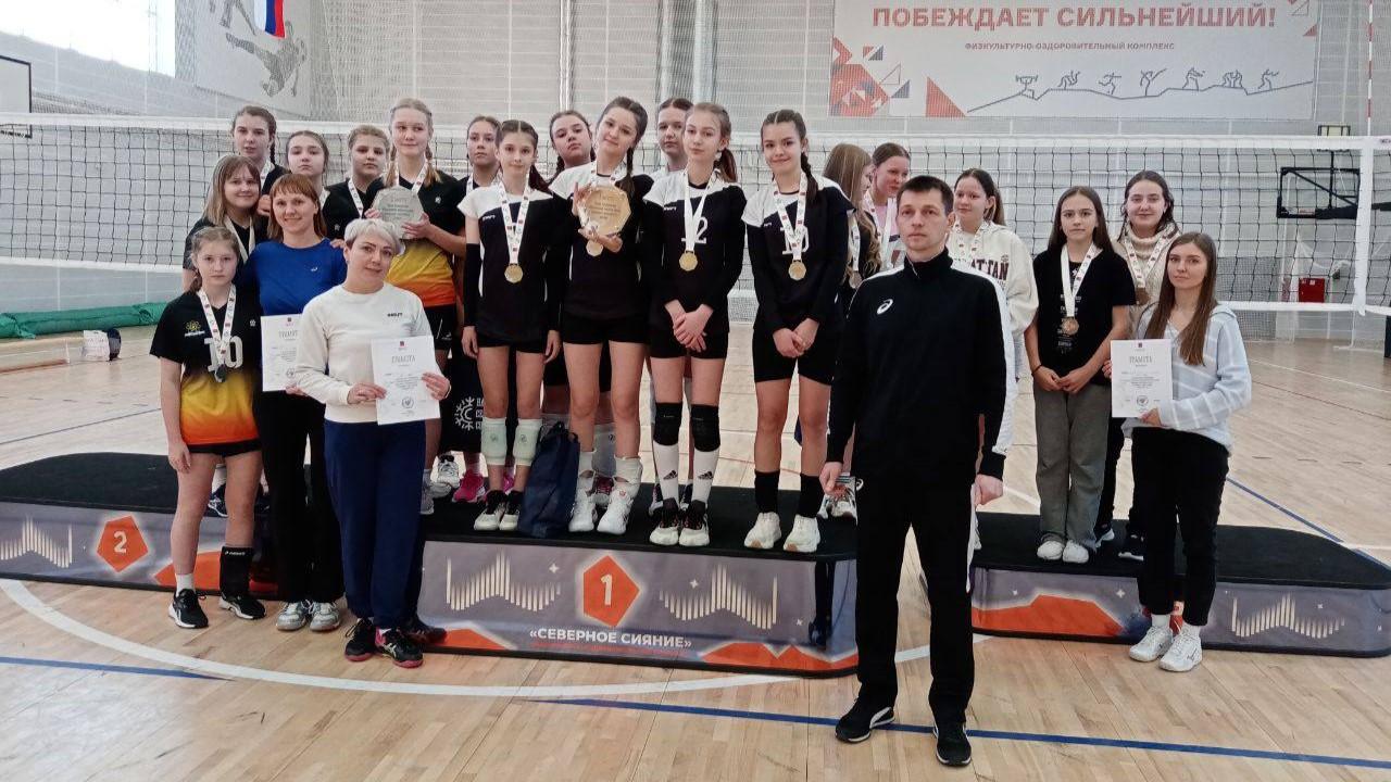 В Кандалакше прошел зональный этап Кубка губернатора по волейболу