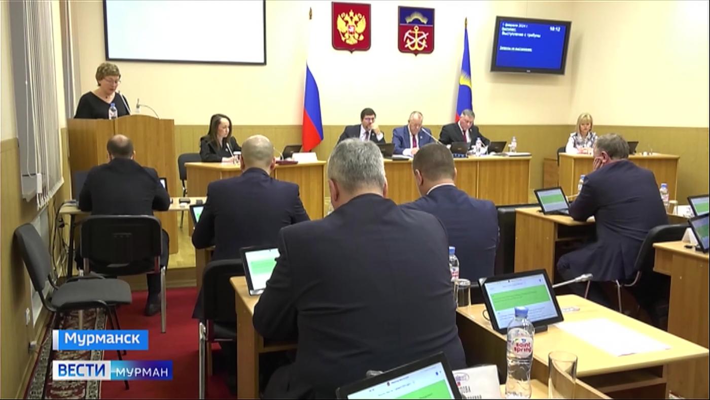 Первым заседанием 2024 года Мурманская областная дума открыла зимний политический сезон