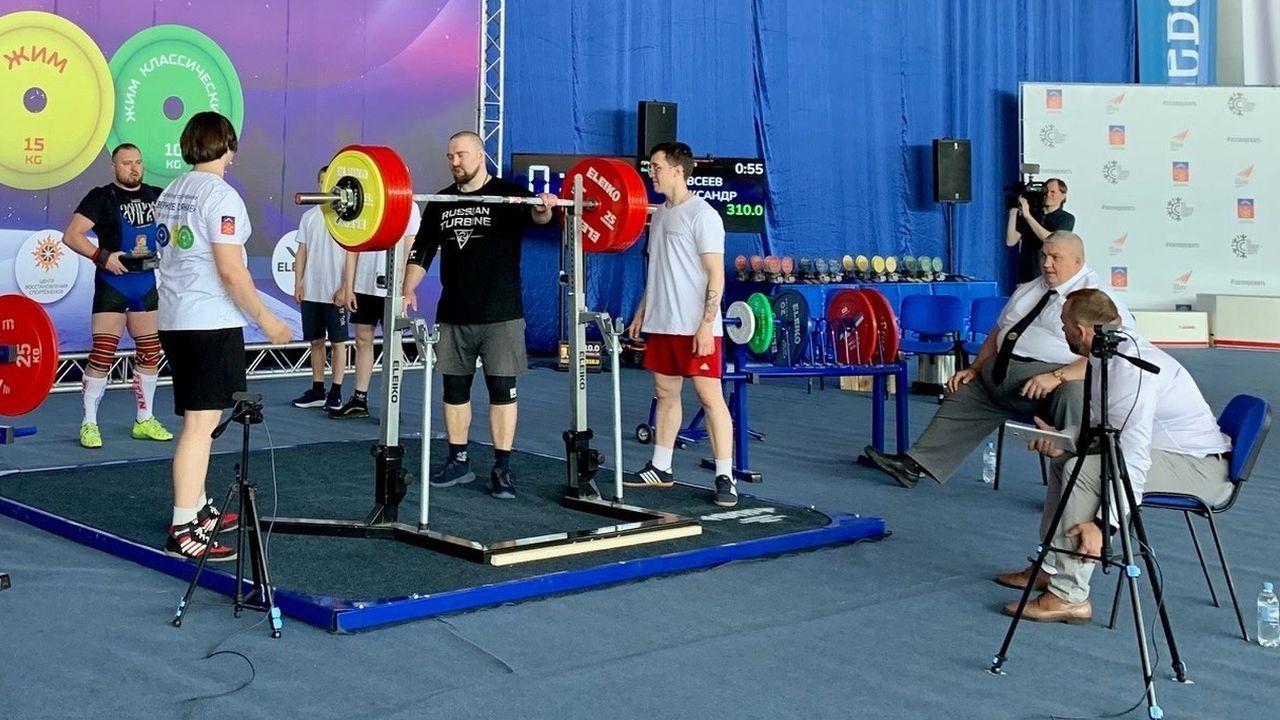 Сильнейшие пауэрлифтеры России будут соревноваться в Мурманске