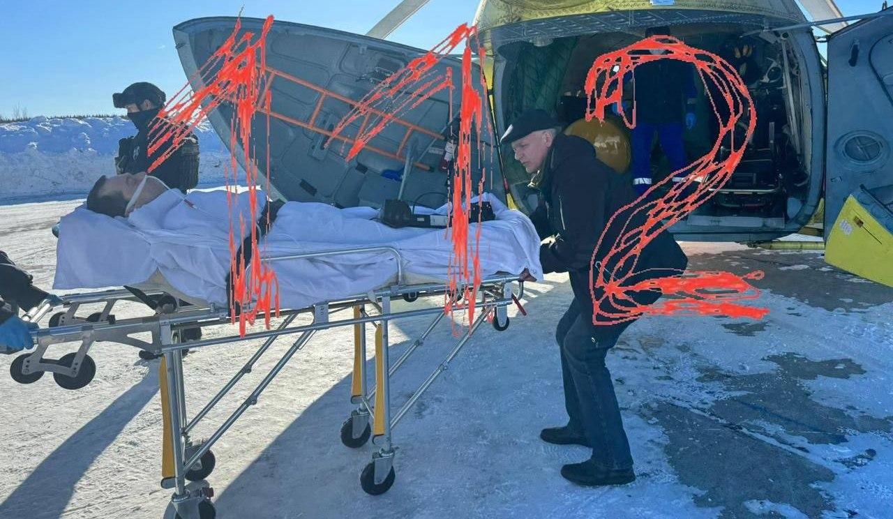 Губернатора Андрея Чибиса транспортируют в Мурманск санитарной авиацией