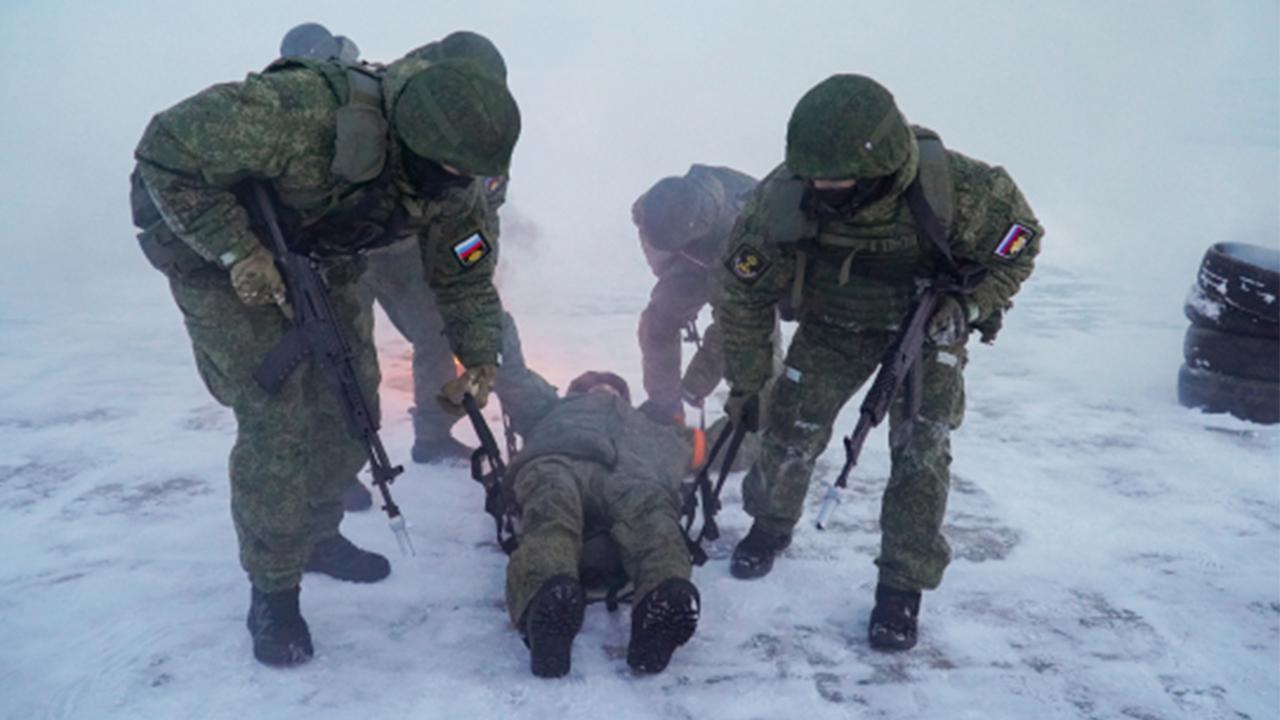 Интенсивные занятия по боевой подготовке проводятся с морскими пехотинцами Северного флота