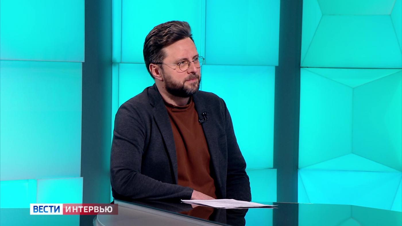 О мерах поддержки в сфере туризма в Мурманской области — в интервью с Александром Елисеевым
