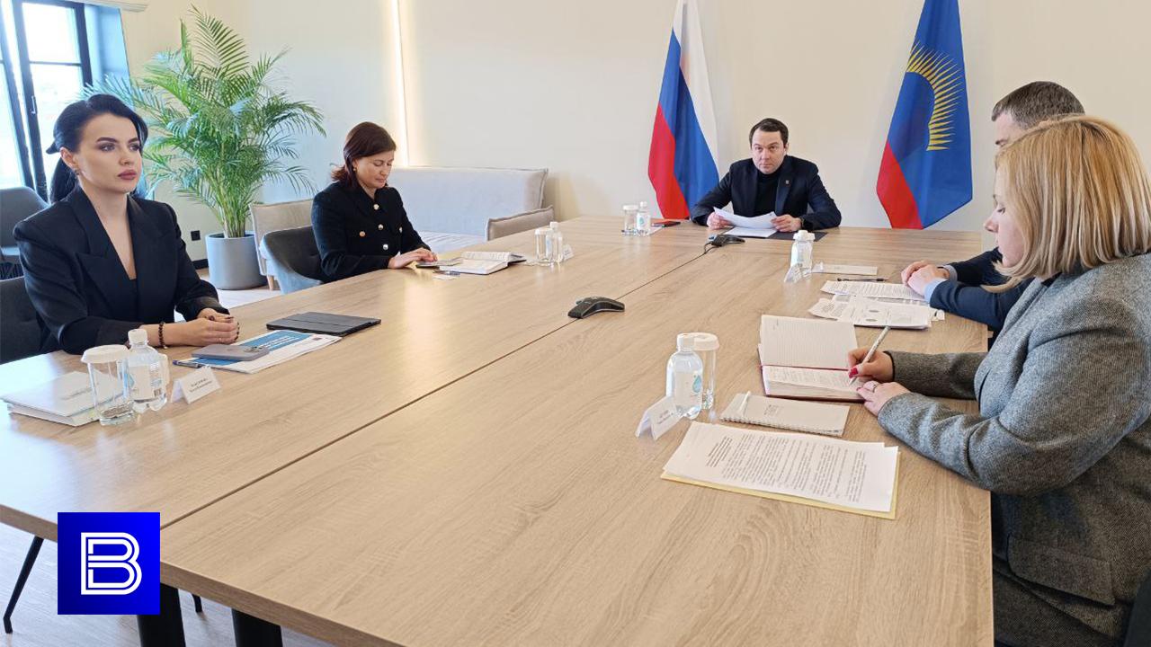 Андрей Чибис призвал администрации муниципалитетов строже контролировать УК в вопросах уборки дворов