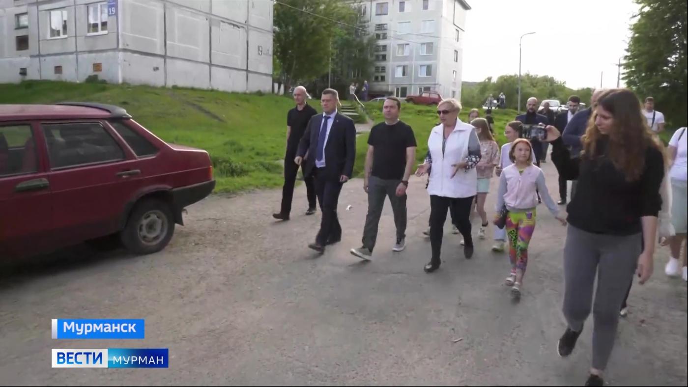 Андрей Чибис посетил мурманский район Росляково