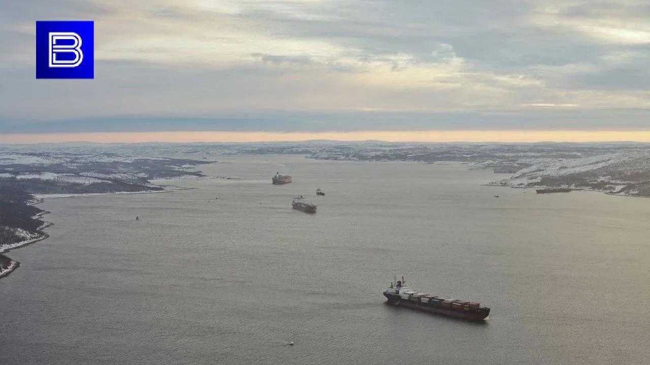 Танкеры ледового класса для транспортировки нефти по Севморпути предложили строить совместно с Китаем