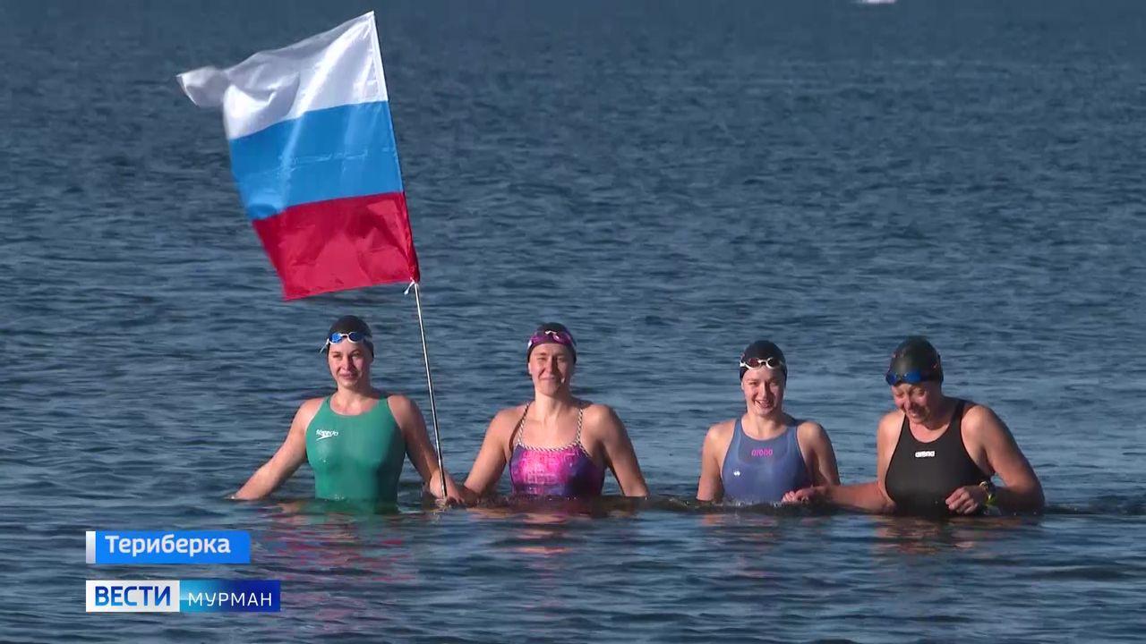 Чемпионки по зимнему плаванию рискнули бросить вызов Баренцеву морю