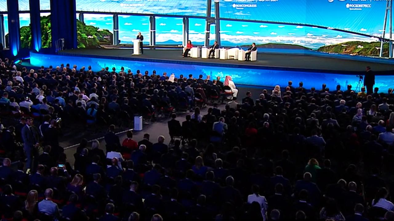 Путин: коллеги из Белоруссии рассматривают перспективы развития своих терминалов на Кольском полуострове