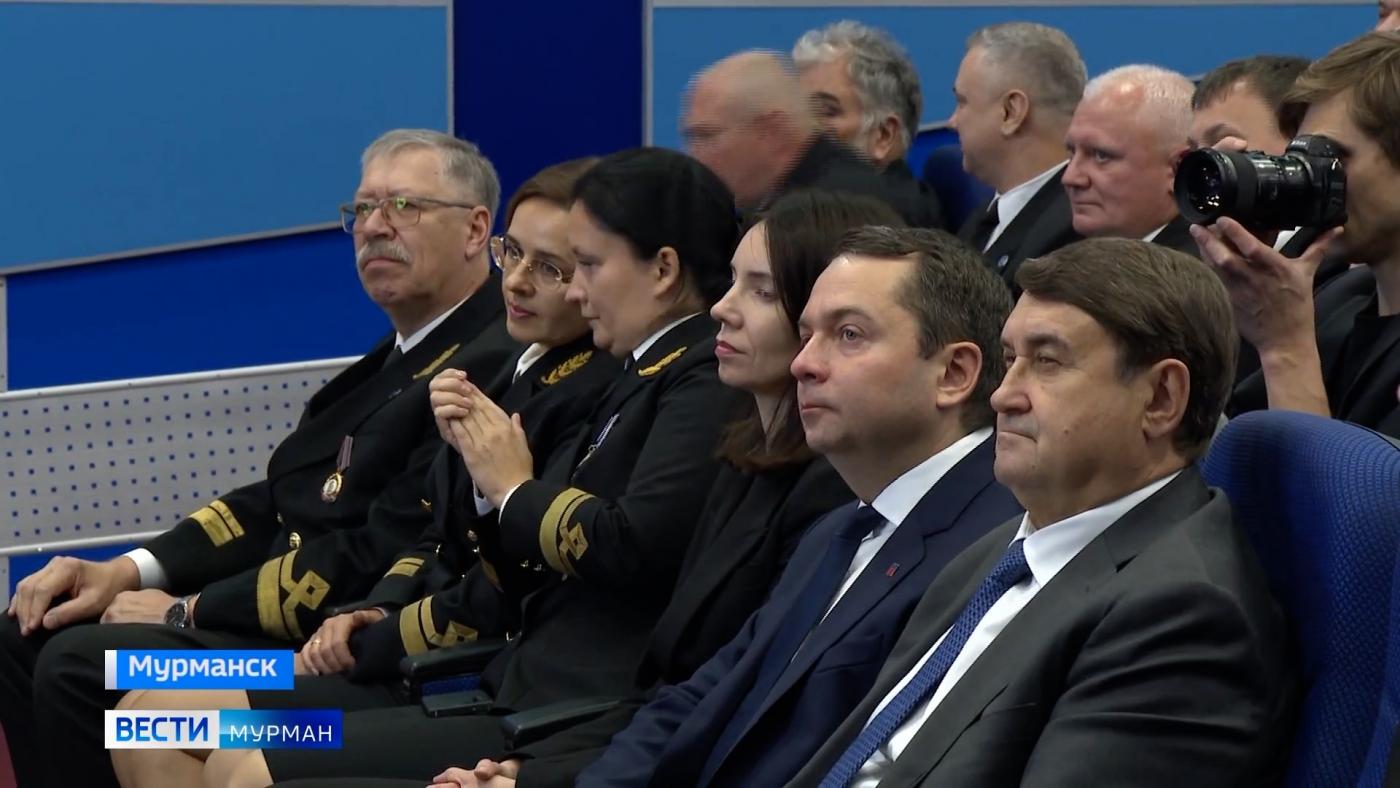 Коллективный портрет достижений Севморпути в лицах: кто теперь возглавит Атомфлот?