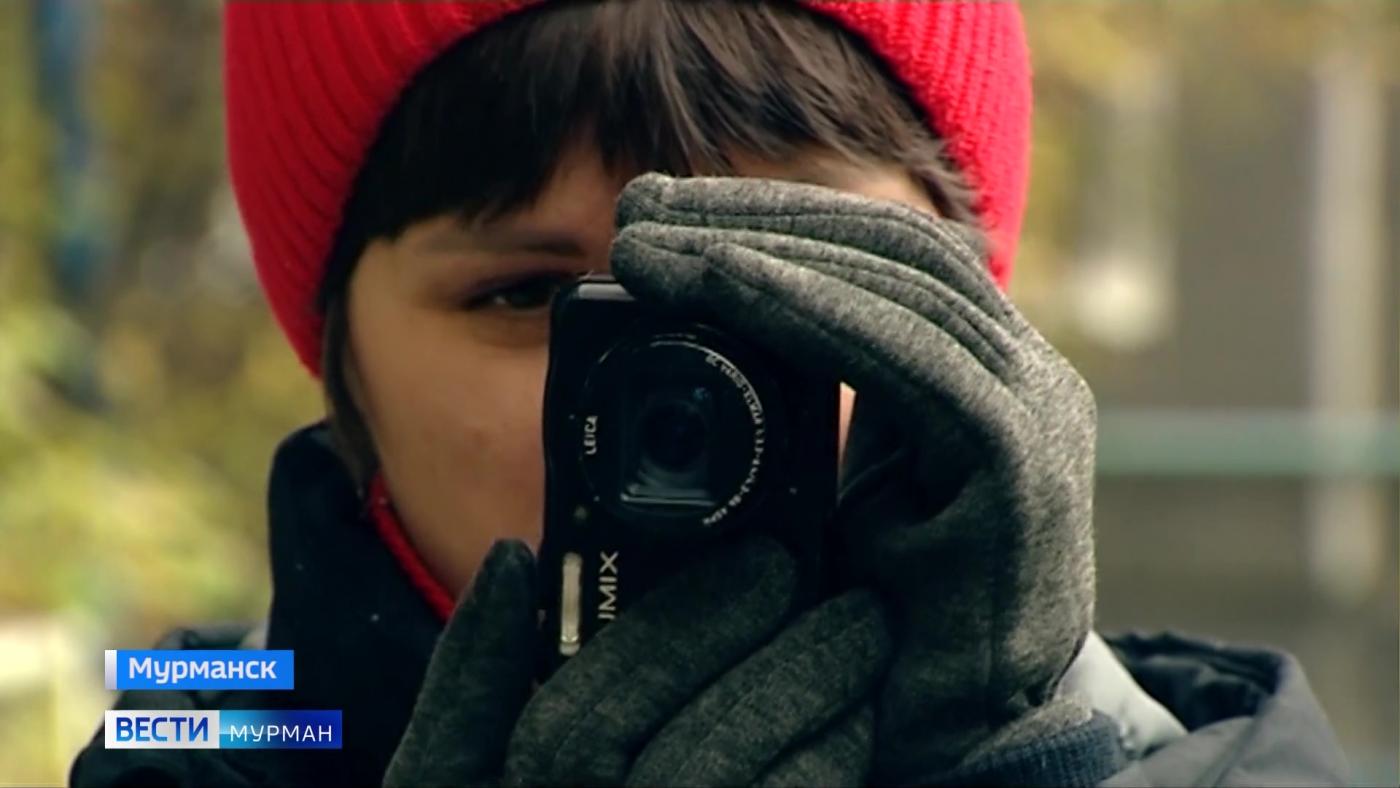 Почувствовать красоту не так, как другие: слабовидящая фотохудожница снимает живописные пейзажи Кольского Заполярья