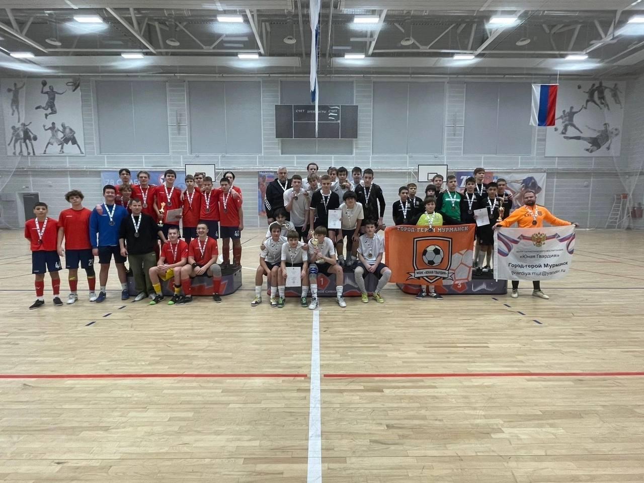 Юные мурманчане стали чемпионами областного первенства по футболу 