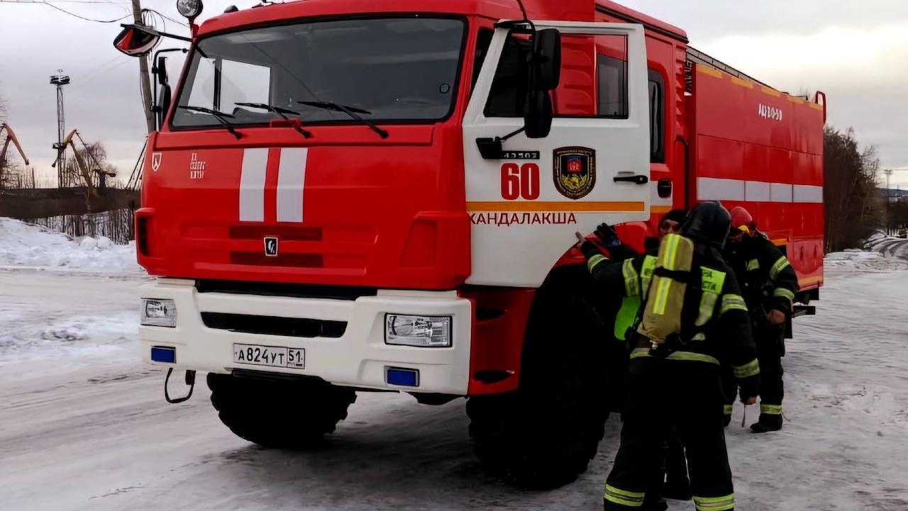 Трех детей спасли во время пожара в Кандалакше