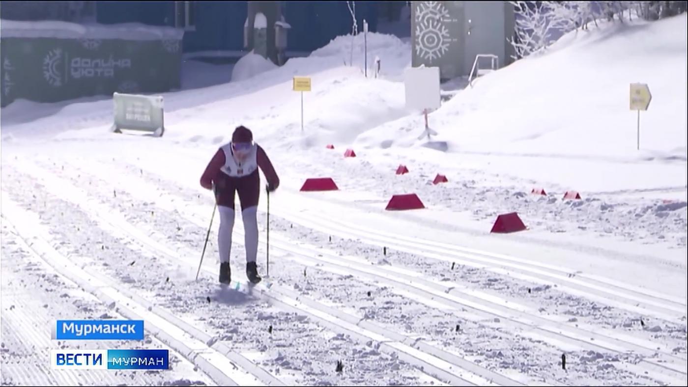 В Мурманске в Долине уюта лыжники разыграли награды областного чемпионата