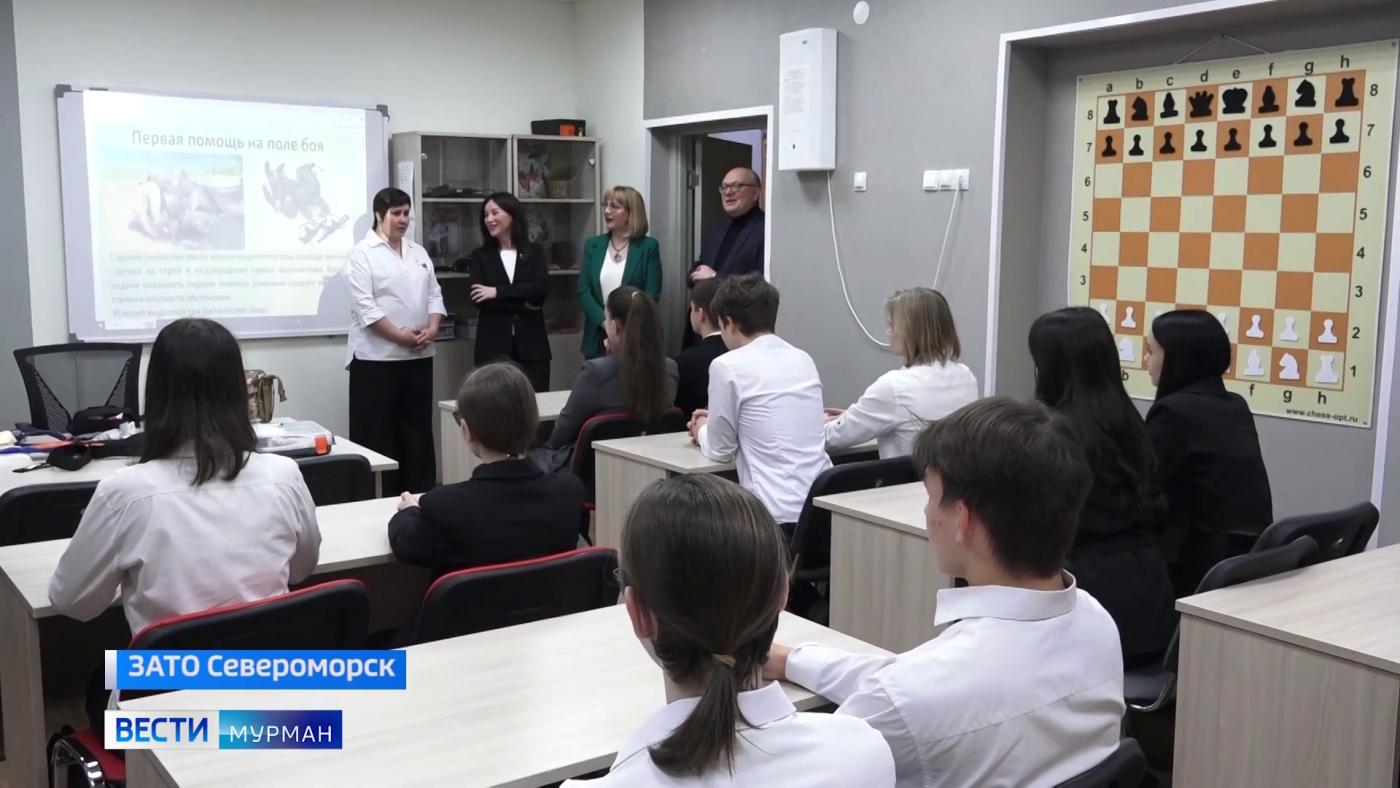 Сенатор РФ от Мурманской области Елена Дягилева посетила с рабочим визитом ЗАТО Североморск