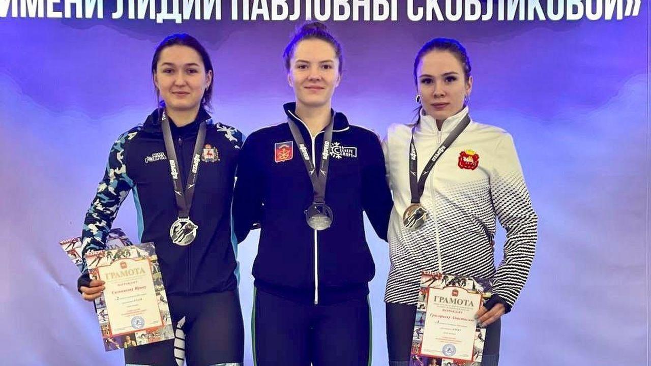 Северянка Ксения Коржова стала чемпионкой этапа Кубка России по конькобежному спорту
