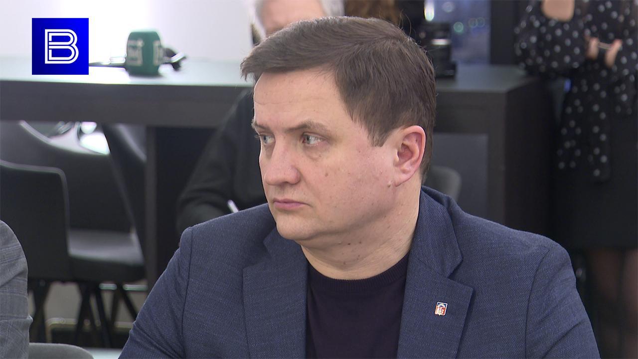 Дмитрий Панычев: здоровью пассажиров попавшего в ДТП под Оленегорском микроавтобуса ничего не угрожает