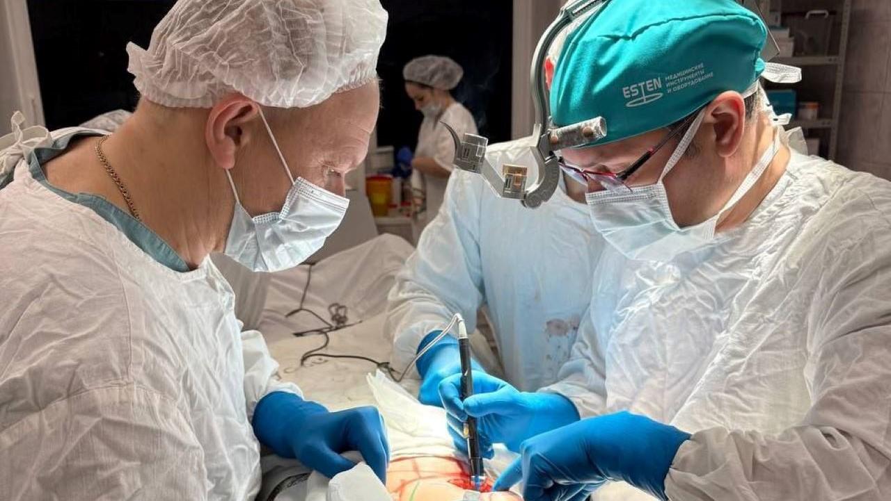 Мурманские врачи выполнили комбинированную реконструктивно-пластическую операцию при раке молочной железы
