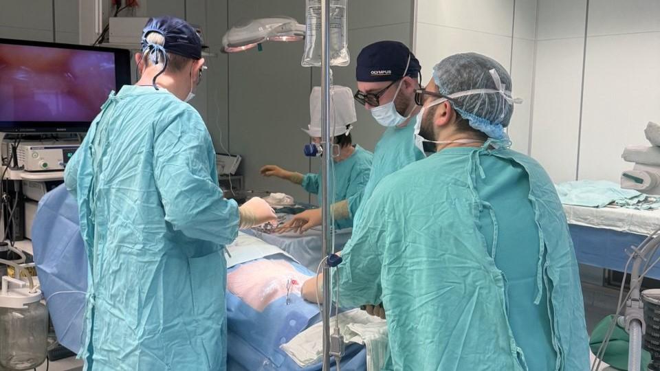 Главные медицинские специалисты Мурманской области спасли жизнь северянина с 10-сантиметровой опухолью
