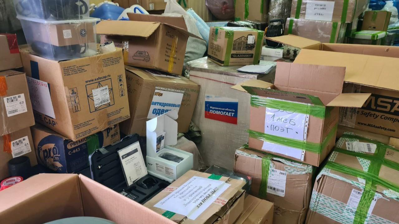 Из Мурманской области в зону СВО и Курскую область отправили груз помощи к 23 февраля
