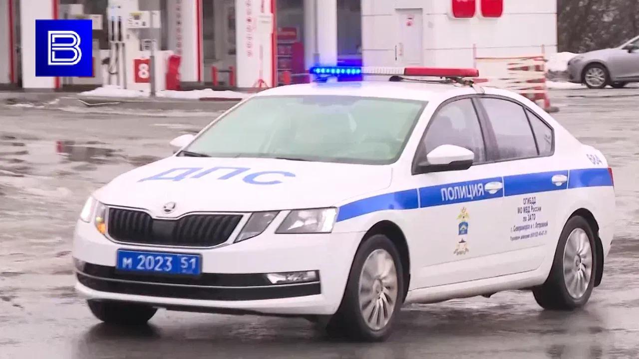 Мурманские автоинспекторы во время рейда выявили около 15 нарушителей правил парковки