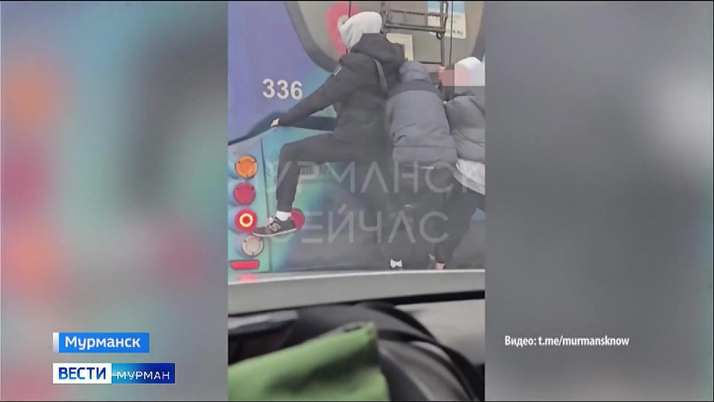 В погоне за популярностью и адреналином: мурманские зацеперы продолжают испытывать судьбу и руки на прочность