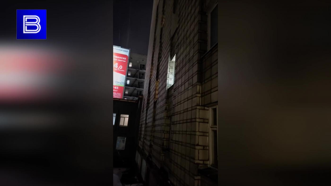 На Кольском проспекте в Мурманске неизвестный открыл стрельбу 