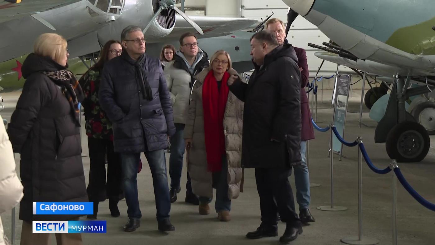 Гости из филиалов ВГТРК во главе с Рифатом Сабитовым приехали на празднование 95-летия Мурманского радио