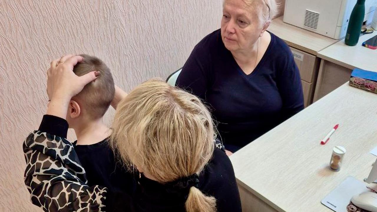 "Врачебный десант" онкологов осмотрел 140 детей в Мурманской области