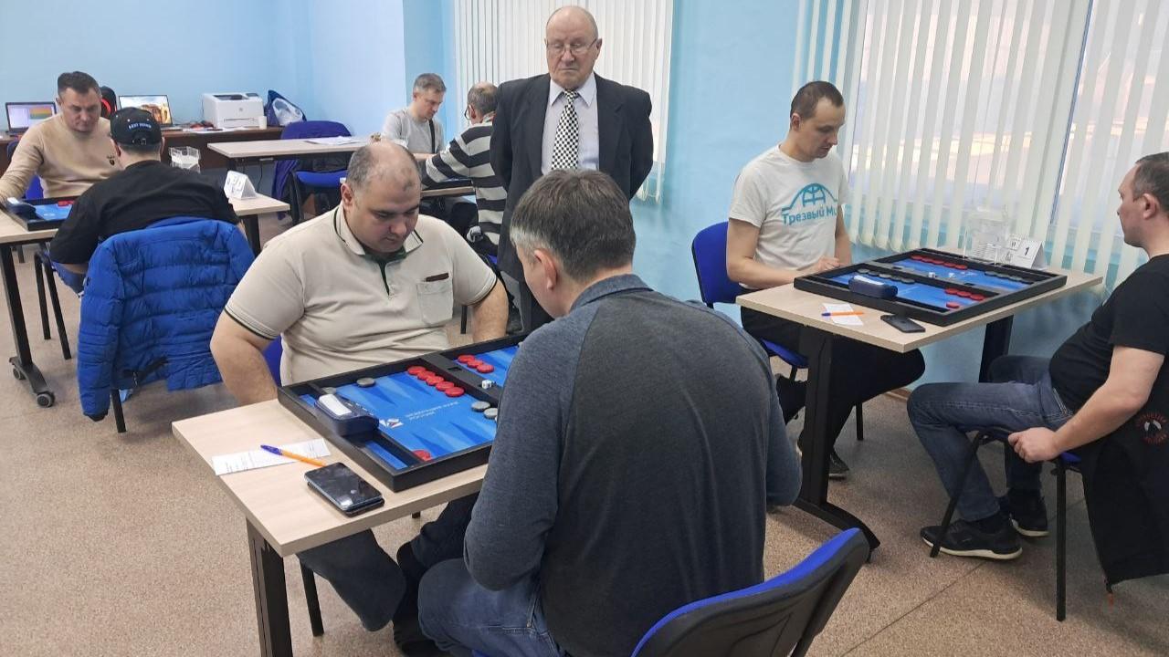 Роман Горский представит Мурманскую область на всероссийском чемпионате по нардам