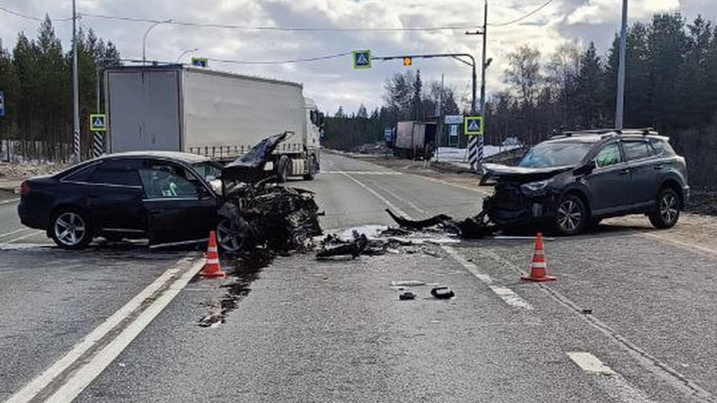 ДТП в Кольском округе: 3 ребенка получили серьезные травмы, всего пострадало 6 человек