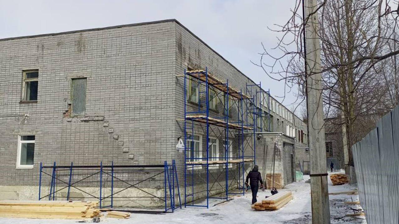 Капитальный ремонт здания центральной библиотеки начался в Ковдоре