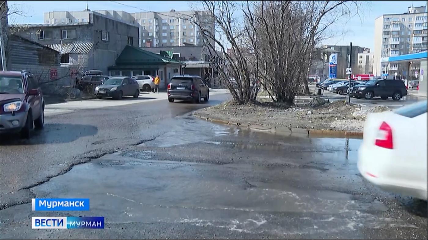 В Мурманской области подрядчиков обязали по гарантии устранить все дефекты на дорогах до 1 июня