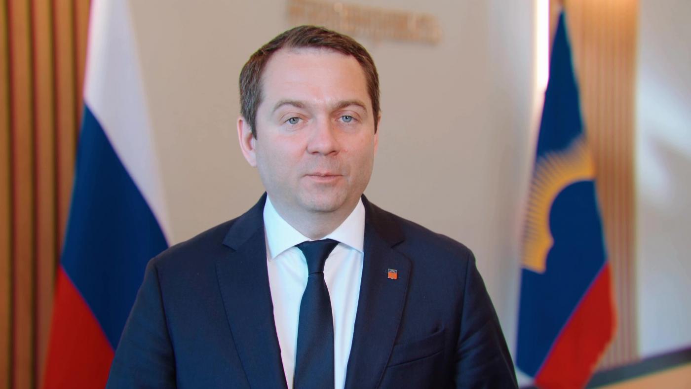 Андрей Чибис поздравил соцработников с профессиональным праздником
