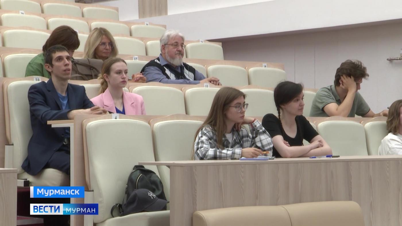В МАУ впервые провели день открытых дверей для абитуриентов магистратуры и аспирантуры