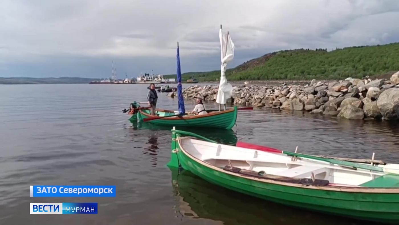 Построенный в Североморске карбас спустили на воду