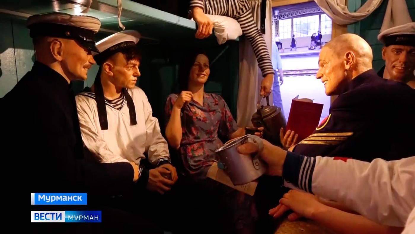 "Поезд Победы" снова в Кольском Заполярье: стоит зайти в вагон, и ты уже среди бойцов Великой Отечественной войны