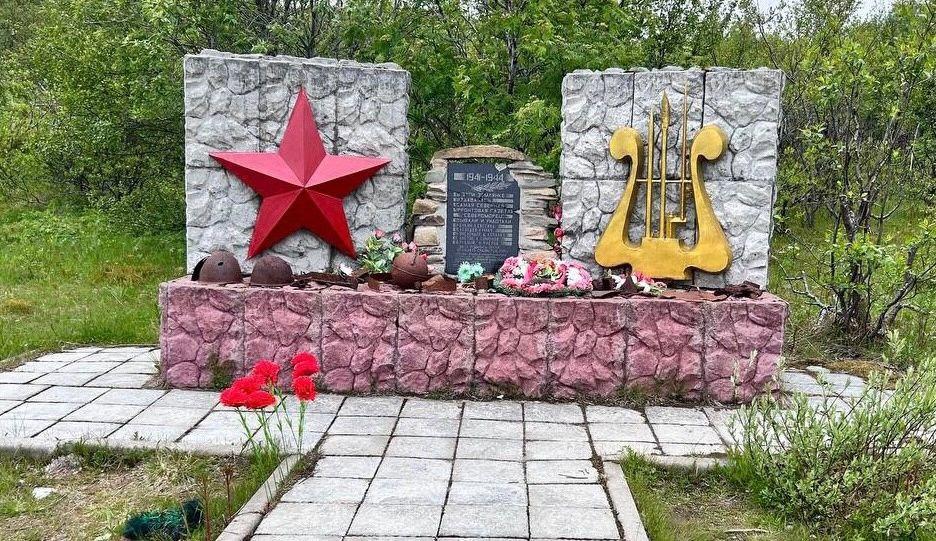 Шефство над &quot;Литературной землянкой&quot; взяло Мурманское отделение Союза журналистов