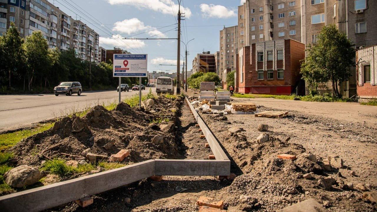 Дорожные работы в Мурманске начались на 14 объектах из 15